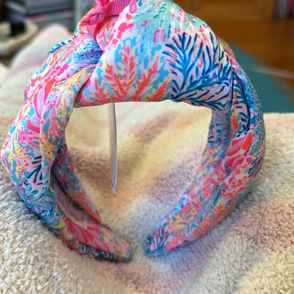 Lilly Pulitzer Knotted Headband Pink Blue Splashdance Coastal Coral Satin NWT - Picture 3 of 4